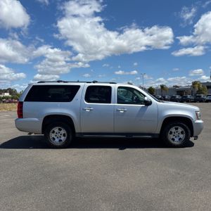 CHEVROLET SUBURBAN LT - 10
