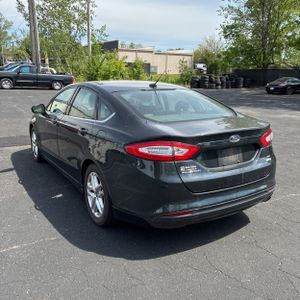 FORD FUSION SE - 5