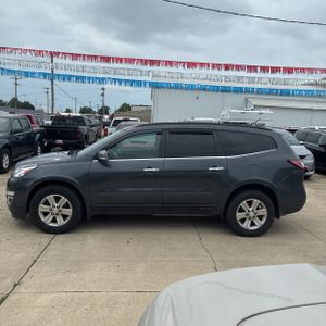 2013 Chevrolet TRAVERSE LT — фото 3