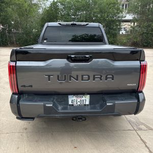 TOYOTA TUNDRA - 7
