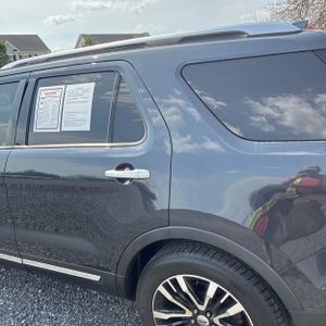 FORD EXPLORER PLATINUM - 6