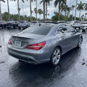 Mercedes-Benz CLA 250 - 8