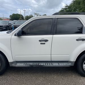FORD ESCAPE XLT - 4