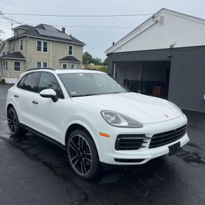 2023 Porsche CAYENNE photo 7
