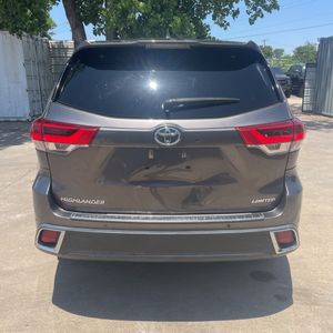 صورة مصغرة 59 لـ 2017 Toyota HIGHLANDER LIMITED