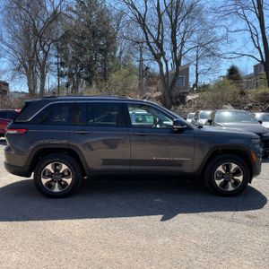 JEEP GRAND CHEROKEE 4XE - 10