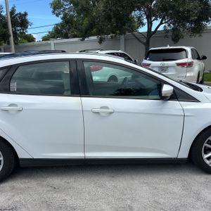 2016 FORD FOCUS SE — миниатюра 11