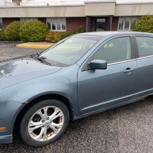 FORD FUSION SE - 2