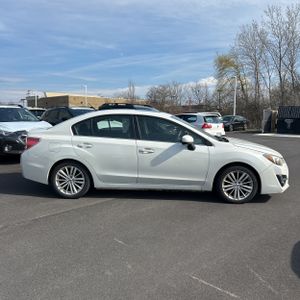 SUBARU IMPREZA 2.0I PREMIUM - 10