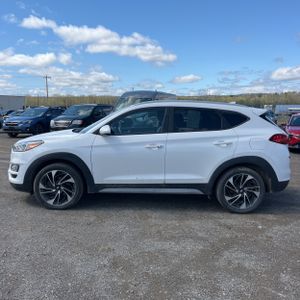 HYUNDAI TUCSON SPORT - 3