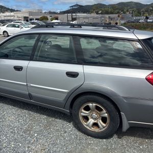 SUBARU OUTBACK BASE - 6