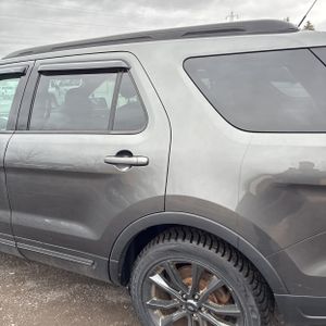 FORD EXPLORER XLT - 6