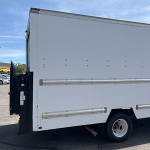 FORD E-350 CUTAWAY - 9