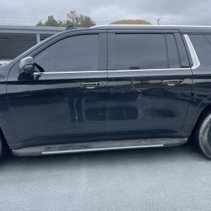 CHEVROLET SUBURBAN HIGH COUNTRY - 4