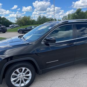2019 JEEP CHEROKEE LATITUDE 照片 2