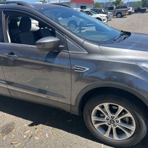 صورة مصغرة 13 لـ 2018 FORD ESCAPE SE