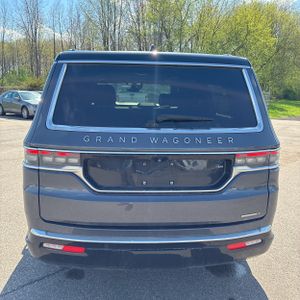 JEEP GRAND WAGONEER L SERIES III - 7