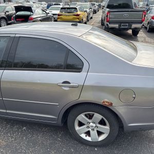 FORD FUSION V6 SE - 6