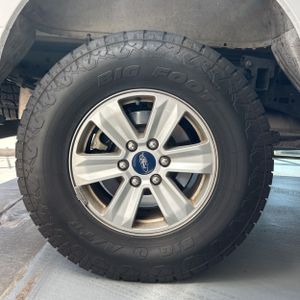 صورة مصغرة 16 لـ 2020 FORD F-150 XLT