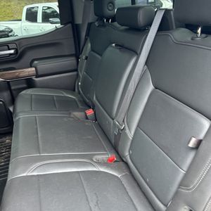 صورة 34 لـ 2020 Chevrolet SILVERADO 1500 RST