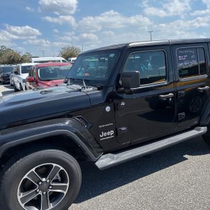 JEEP WRANGLER 4-DOOR SAHARA - 2