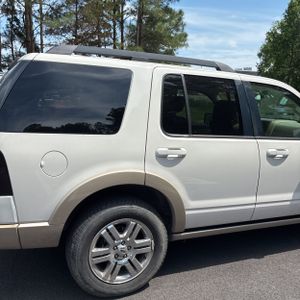 FORD EXPLORER EDDIE BAUER - 9
