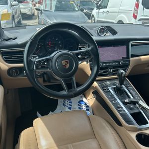 2019 Porsche MACAN BASE — миниатюра 36