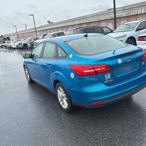 FORD FOCUS SE - 5