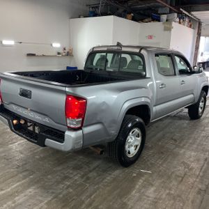 صورة 8 لـ 2016 Toyota TACOMA SR