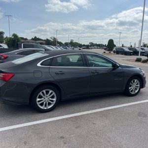 2017 Chevrolet MALIBU LT 照片 10