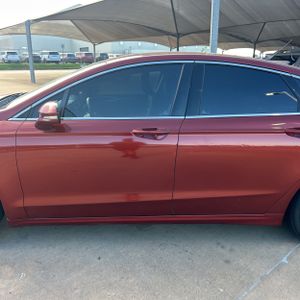 FORD FUSION SE - 4