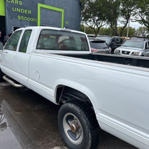 CHEVROLET C/K 2500 SERIES C2500 SILVERADO - 6