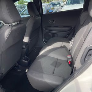صورة 34 لـ 2022 Honda HR-V SPORT