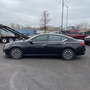 NISSAN ALTIMA SV FWD - 3