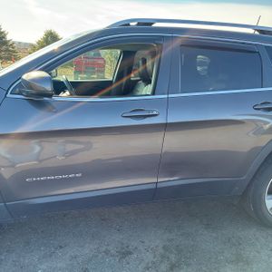 JEEP CHEROKEE LIMITED - 4