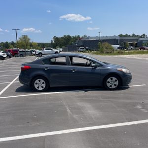 2015 KIA FORTE LX — фото 10