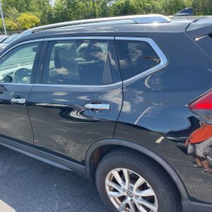صورة 6 لـ 2017 Nissan ROGUE SV
