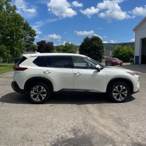 2021 Nissan ROGUE SV — фото 10