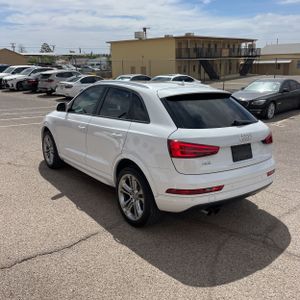 AUDI Q3 2.0T PREMIUM - 5