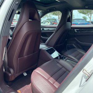 صورة مصغرة 33 لـ 2021 Porsche PANAMERA 4