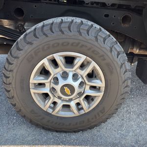 2024 Chevrolet SILVERADO 2500HD LT 缩略图 19