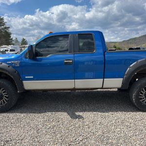 FORD F-150 XLT - 4