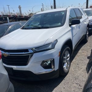 CHEVROLET TRAVERSE LS - 3