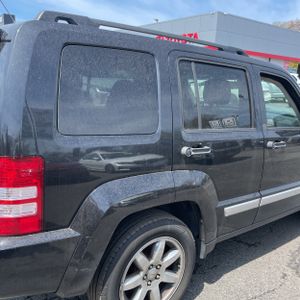 JEEP LIBERTY SPORT - 9