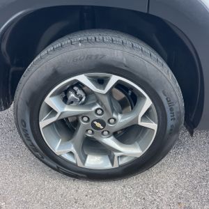 2025 Chevrolet TRAX LT 照片 17