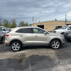LINCOLN MKC PREMIERE - 10