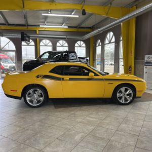 DODGE CHALLENGER R/T PLUS - 10