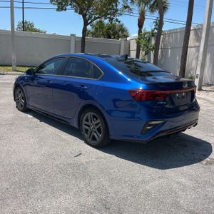 KIA FORTE GT-LINE - 5