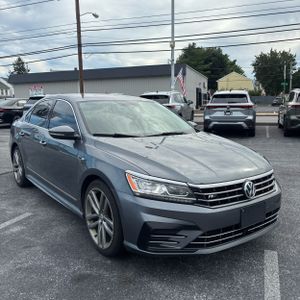 2017 Volkswagen PASSAT 1.8T R-LINE — фото 12