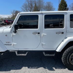 JEEP WRANGLER UNLIMITED SAHARA - 4